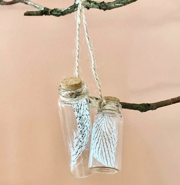 Christbaumschmuck Flasche zum Befüllen mit Korken Flaschenpost Feder 2 Stück