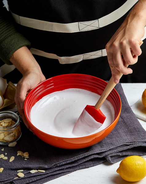 Le Creuset Salatschüssel Steinzeug Ofenrot 24cm