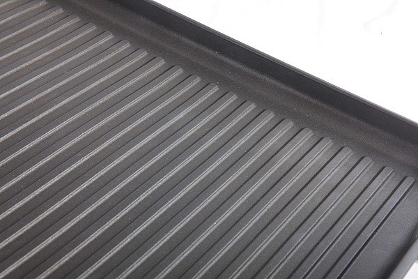 Le Creuset Aluminium- Grillplatte mit Rillen Antihaft Spezialform 34x25cm