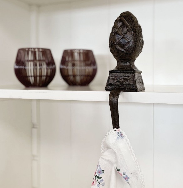 Dekohalter Haken für Kante Gusseisen Braun Pinien Zapfen Kantenhänger Vintage