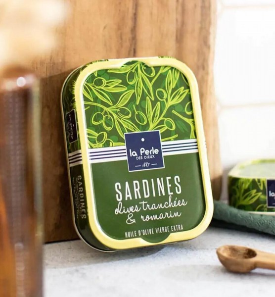 La Perle des Dieux Sardinen mit zweierlei Oliven und Rosmarin - Dose 115 g
