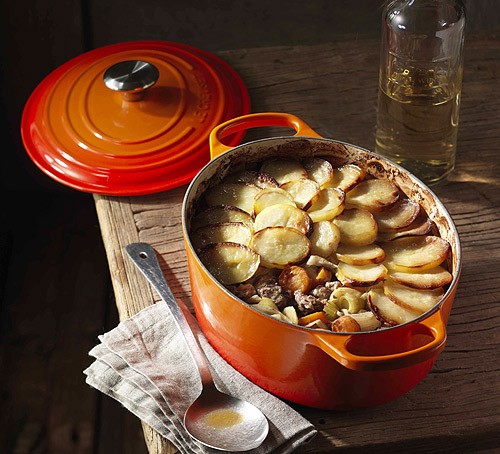 Le Creuset Bräter Signature Oval Gusseisen Ofenrot 31cm