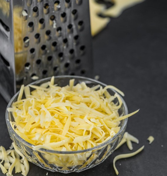 Vierkantreibe Reibe Edelstahl 4 Reibeflächen Käsereibe Gurkenhobel mit Holzgriff