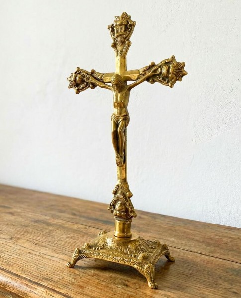 Kruzifix Stehendes Tisch-Kreuz aus Messing Jesus-Christus Antik-Stil 39cm