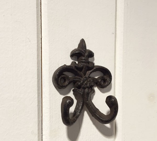 Garderobenhaken Lilie Doppel Kleiderhaken Wandhaken Gusseisen Braun