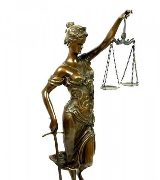 Bronze Skulptur Figur Justitia Göttin der Gerechtigkeit Marmorsockel 41cm