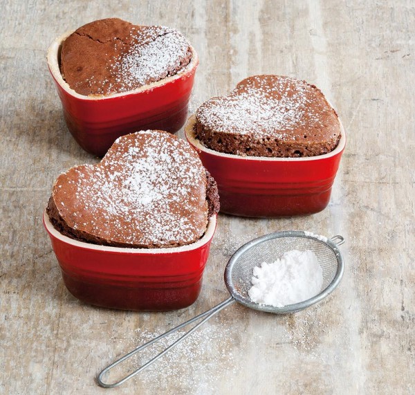 Le Creuset Herz-Förmchen Steinzeug Kirschrot 10x11cm